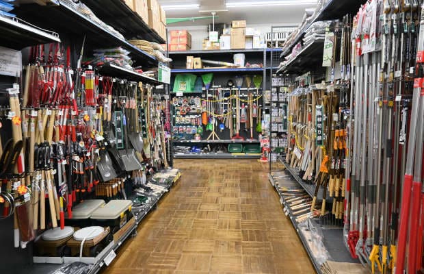 Data Lakehouse (Plateforme de données) : Analogie avec un magasin de bricolage